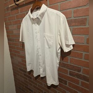 Mizzen+Main Men's off White Short-Sleeve Button-Down Shirt XL  SKU96